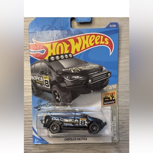 Hot Wheels Cars Lot Of 7 Bellair Cruiser Corvette Pacifica Race Track Rescue - Picture 6 of 9